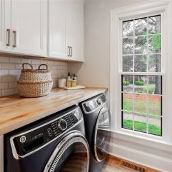 4f9bbf_dd7748d712384623ade18c78104d3d79_mv2